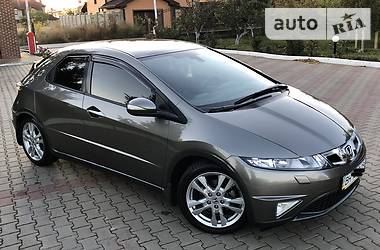 Хэтчбек Honda Civic 2009 в Одессе