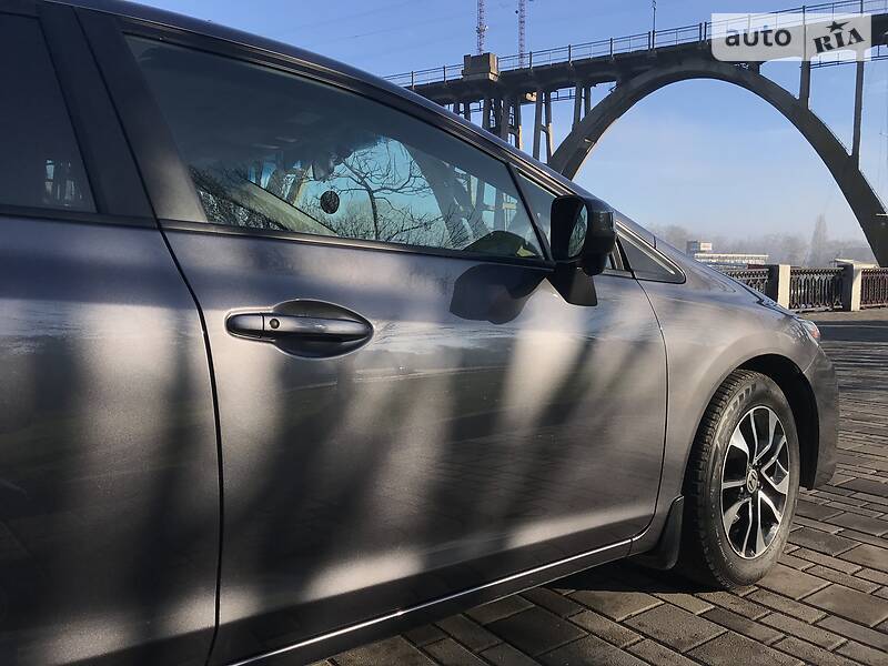 Седан Honda Civic 2015 в Днепре