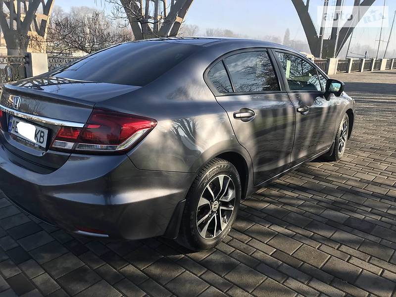 Седан Honda Civic 2015 в Днепре