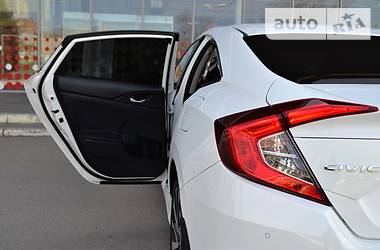 Седан Honda Civic 2017 в 