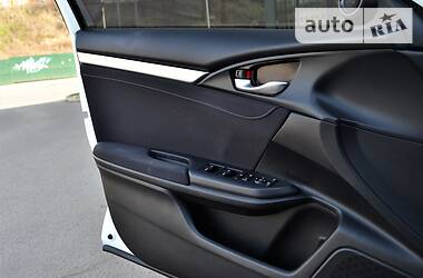 Седан Honda Civic 2017 в 