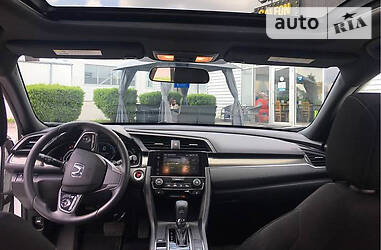 Хетчбек Honda Civic 2018 в 
