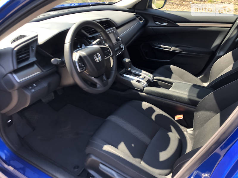 Хетчбек Honda Civic 2019 в Києві фото 4 Хетчбек Honda Civic 2019 в Києві