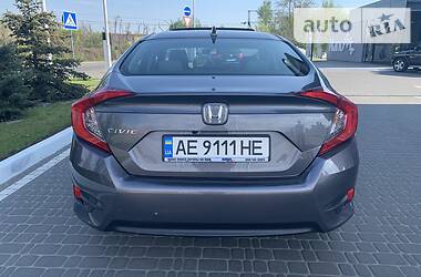 Седан Honda Civic 2016 в 