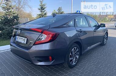 Седан Honda Civic 2016 в 