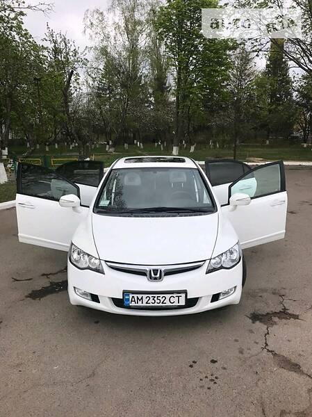 Седан Honda Civic 2007 в Коростишеві