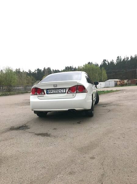 Седан Honda Civic 2007 в Коростишеві