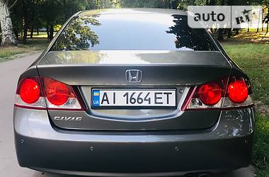 Седан Honda Civic 2006 в Кривом Роге