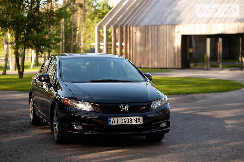 Седан Honda Civic 2012 в Києві