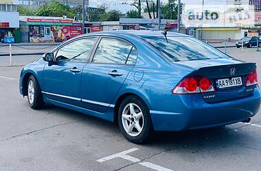 Седан Honda Civic 2006 в Киеве