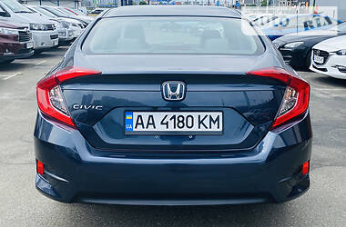 Седан Honda Civic 2016 в Киеве