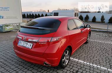 Хэтчбек Honda Civic 2010 в Львове