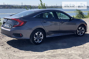 Седан Honda Civic 2016 в Днепре