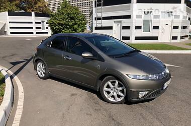 Хэтчбек Honda Civic 2008 в Черкассах