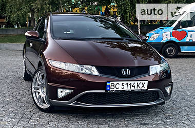 Хэтчбек Honda Civic 2010 в Одессе