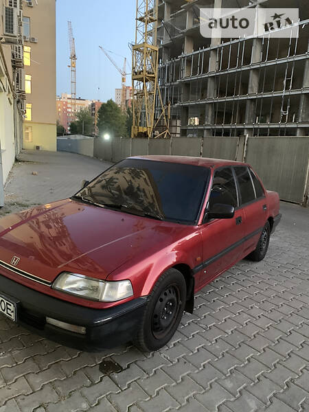 Седан Honda Civic 1992 в Одессе