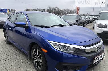 Седан Honda Civic 2018 в Львове