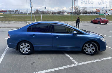 Седан Honda Civic 2007 в Киеве