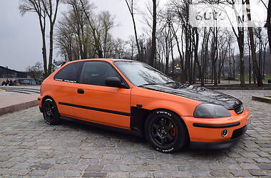 Хэтчбек Honda Civic 1996 в 