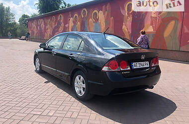 Седан Honda Civic 2006 в Дніпрі