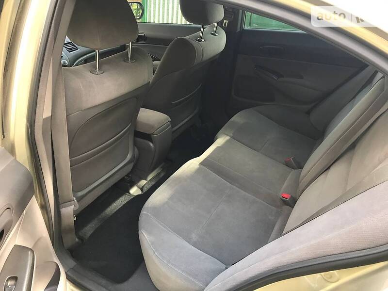Седан Honda Civic 2008 в Виннице