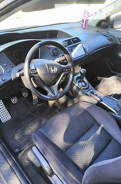 Хэтчбек Honda Civic 2010 в Херсоне