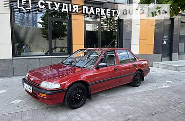 Седан Honda Civic 1988 в Киеве