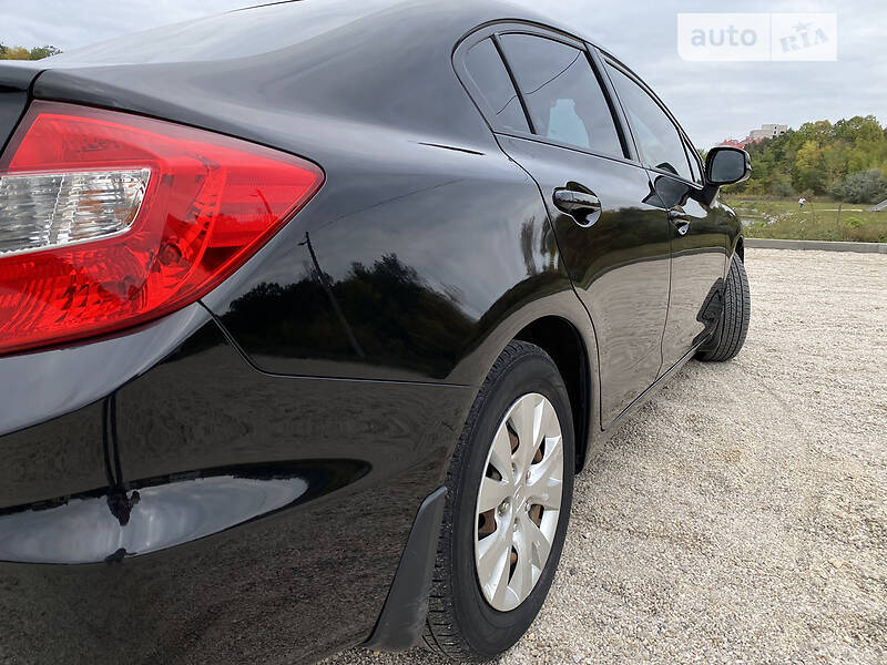 Седан Honda Civic 2012 в Днепре