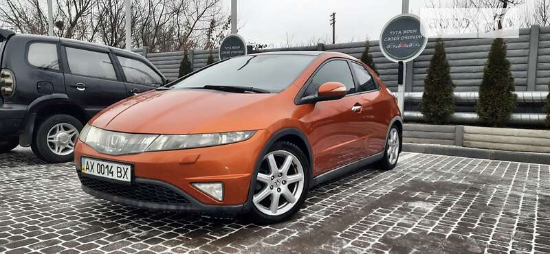 Хэтчбек Honda Civic 2008 в Харькове