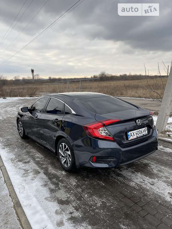 Седан Honda Civic 2016 в Харькове