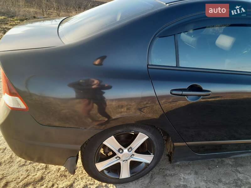 Седан Honda Civic 2008 в Козелеці