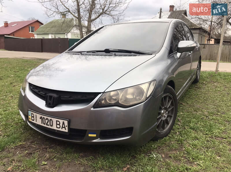 Седан Honda Civic 2008 в Полтаве