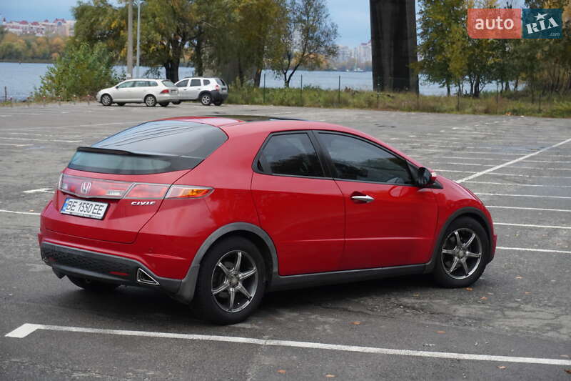 Хэтчбек Honda Civic 2008 в Николаеве