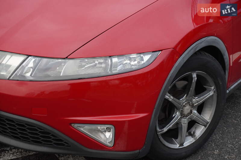 Хэтчбек Honda Civic 2008 в Николаеве