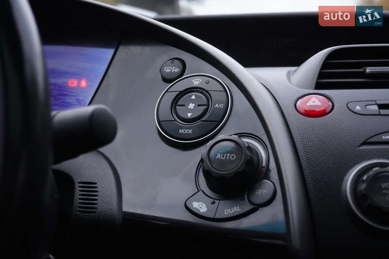 Хэтчбек Honda Civic 2008 в Николаеве