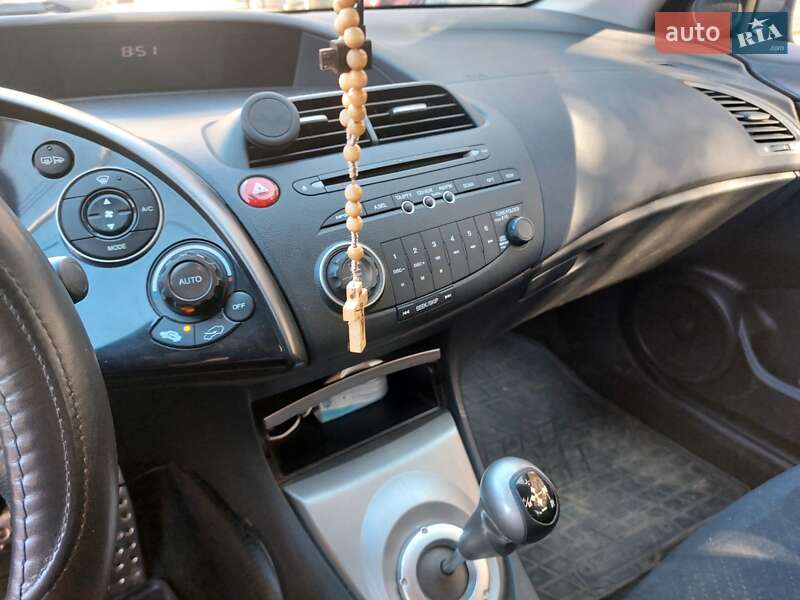 Хетчбек Honda Civic 2008 в Харкові фото 9 Хетчбек Honda Civic 2008 в Харкові