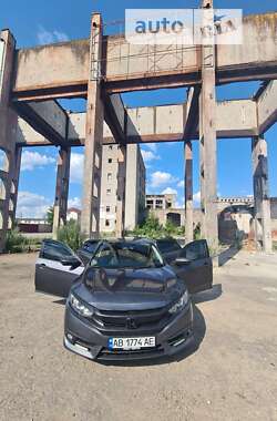 Седан Honda Civic 2017 в Виннице