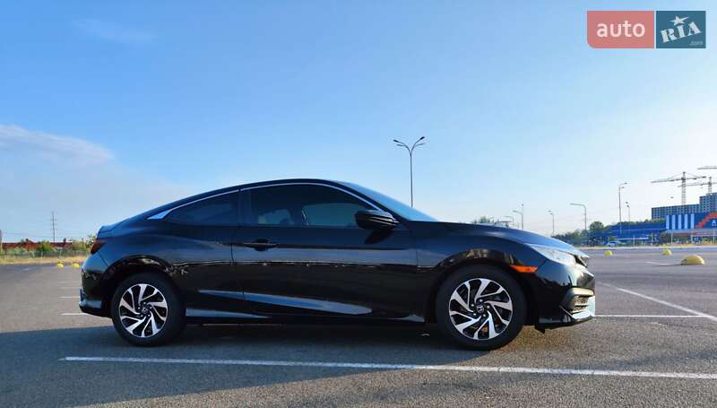 Купе Honda Civic 2016 в Киеве