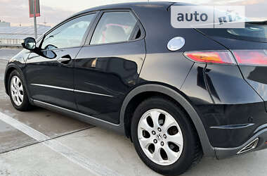 Хэтчбек Honda Civic 2008 в 