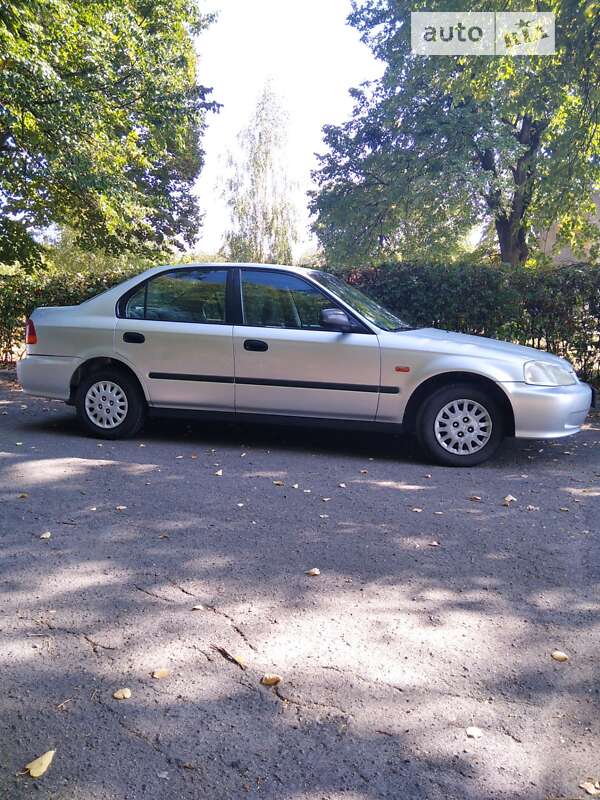 Седан Honda Civic 1998 в 