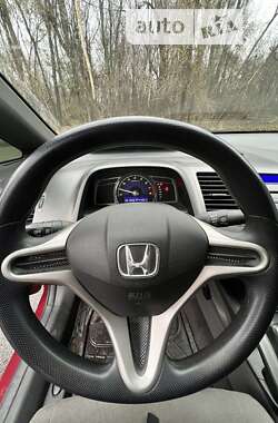 Седан Honda Civic 2007 в Днепре