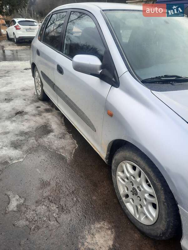 Хэтчбек Honda Civic 2002 в Яремче