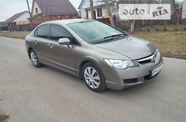 Хэтчбек Honda Civic 2008 в Чернигове