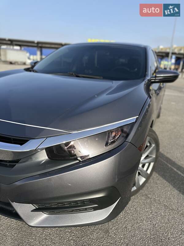 Седан Honda Civic 2017 в Харкові