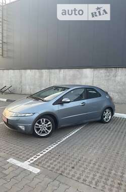 Хэтчбек Honda Civic 2009 в Вышгороде