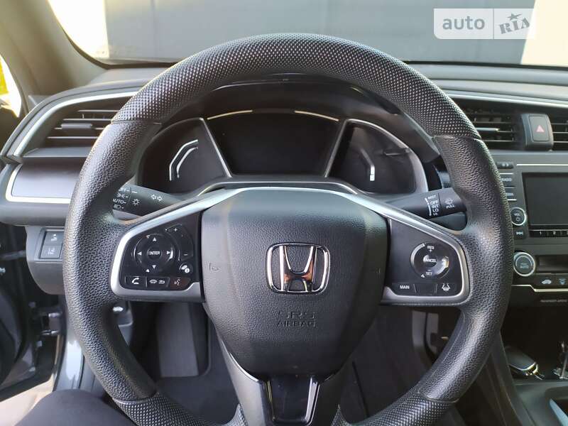 Седан Honda Civic 2018 в Тульчине