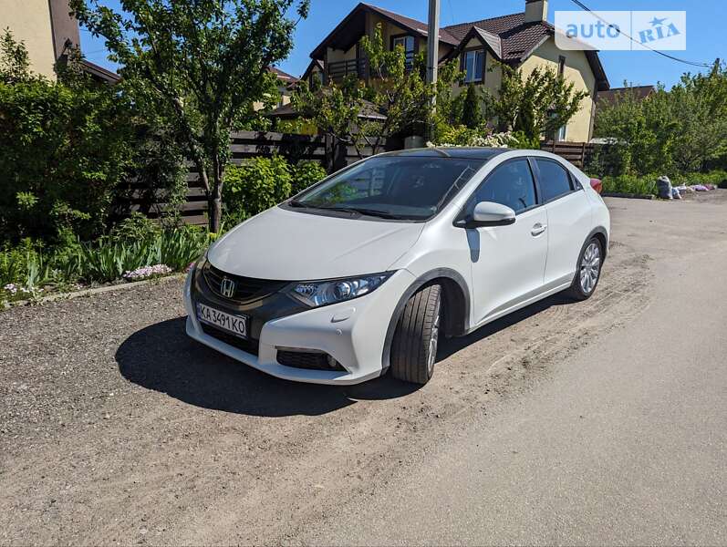 Хэтчбек Honda Civic 2013 в Киеве