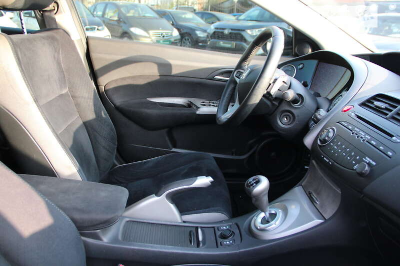 Хэтчбек Honda Civic 2009 в Одессе фото 15 Хэтчбек Honda Civic 2009 в Одессе
