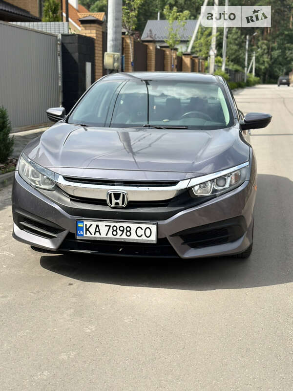 Седан Honda Civic 2016 в Києві