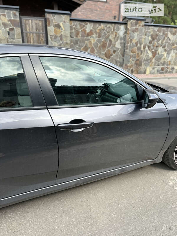 Седан Honda Civic 2016 в Києві